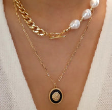 Load image into Gallery viewer, Lucy Necklace Set
