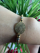 Load image into Gallery viewer, Pulsera multicolor de la Virgen de Guadalupe en acero inoxidable
