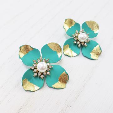 MINT GLAM FLOWER EARRINGS