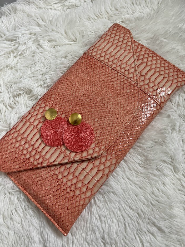 Coral Clutch Envelop