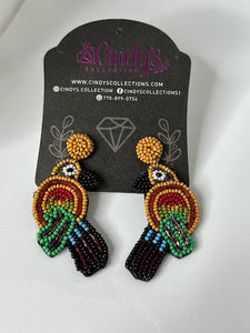 Hechos a mano Loritos Aretes