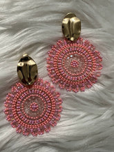 Load image into Gallery viewer, Collection Mi Tierra Mary Pink Handmade Earrings
