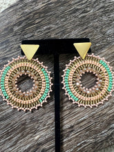 Cargar imagen en el visor de la galería, Collection Mi Tierra Hechos a Mano Laura Earrings
