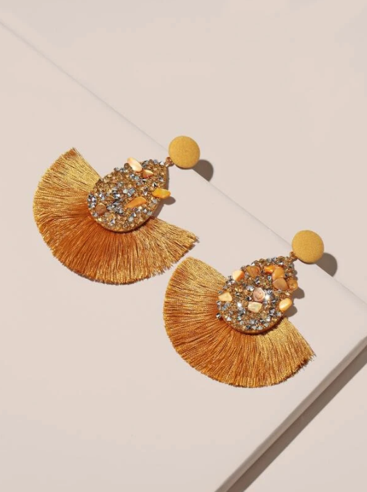 Mostaza Tassel Glam Earrings