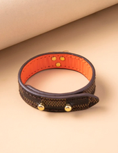 Cargar imagen en el visor de la galería, Brown Leather Bracelet
