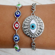 Cargar imagen en el visor de la galería, Rainbow Silver Evil Eye Bracelet Set
