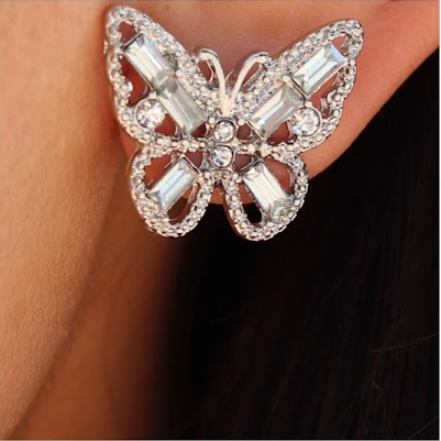 Mariposas Plateado Aretes