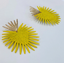 Load image into Gallery viewer, Rossana Yellow Spikes Earrings
